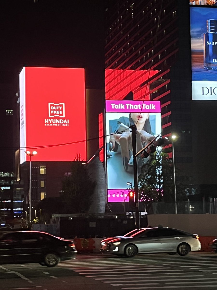 haerinratatata's tweet photo. theyre starting to promote Talk That Talk in South Korea!! THANK GOD. @jypnation @JYPETWICE now give them more of these in South Korea! https://t.co/UpUFYiRxSZ