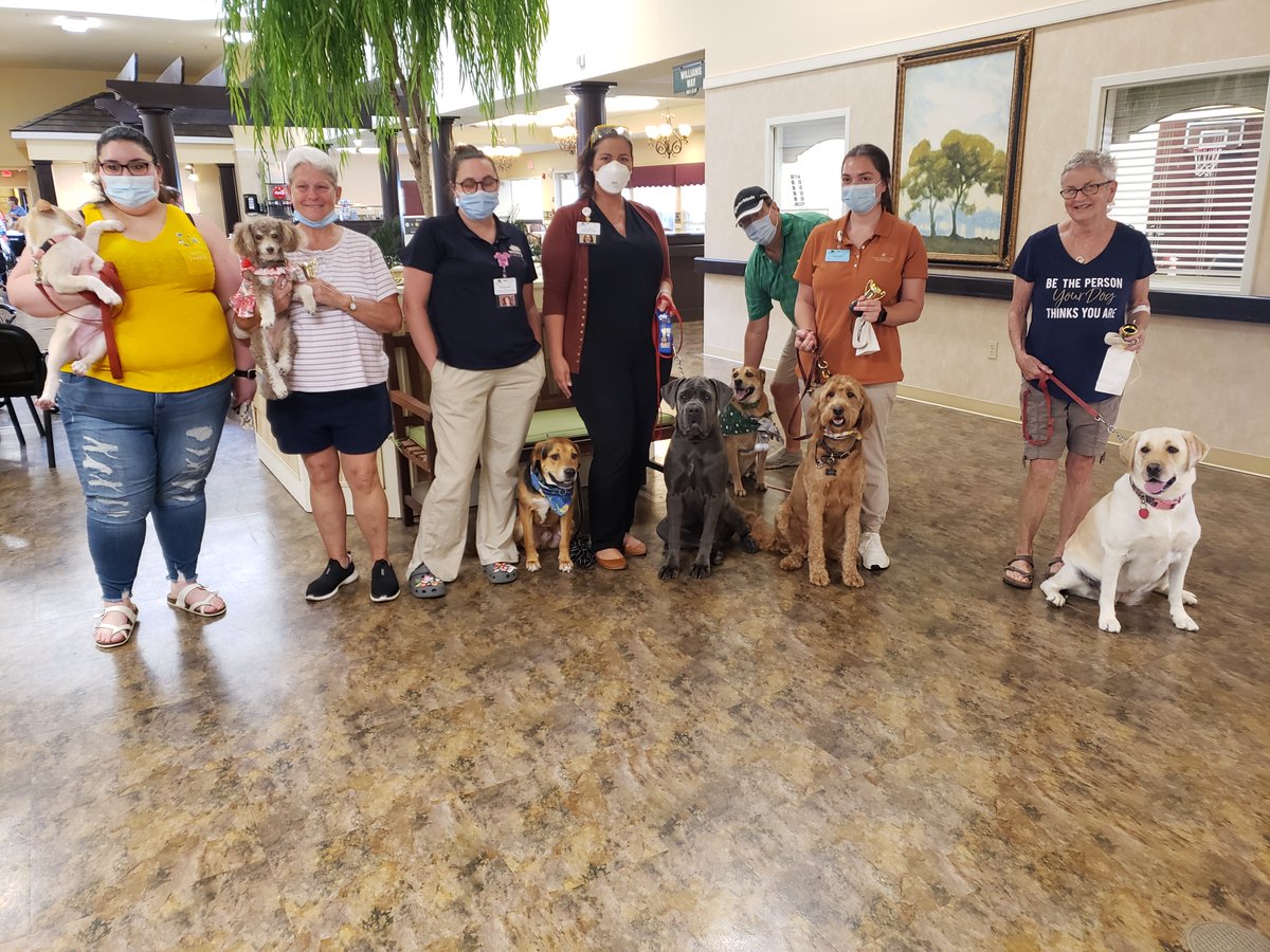 V_OakRidge's tweet photo. Congratulations to our Dog Show winners! What a fun afternoon for the residents! https://t.co/Wl9Ayh54rR