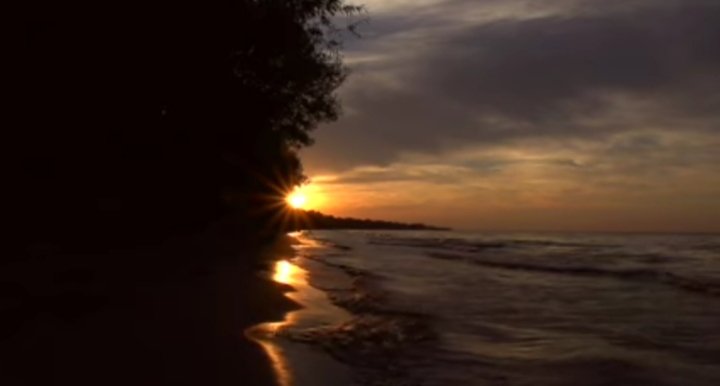 It's a beautiful sunset, but it's a shame that your presence is only for a moment