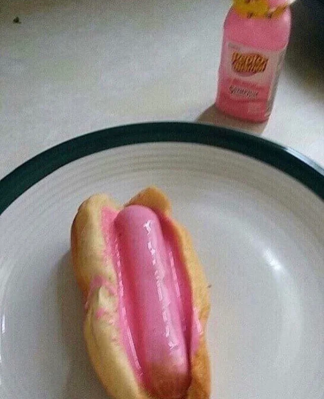 messedupfoods's tweet photo. pepto hotdog https://t.co/MORHTgQFJf