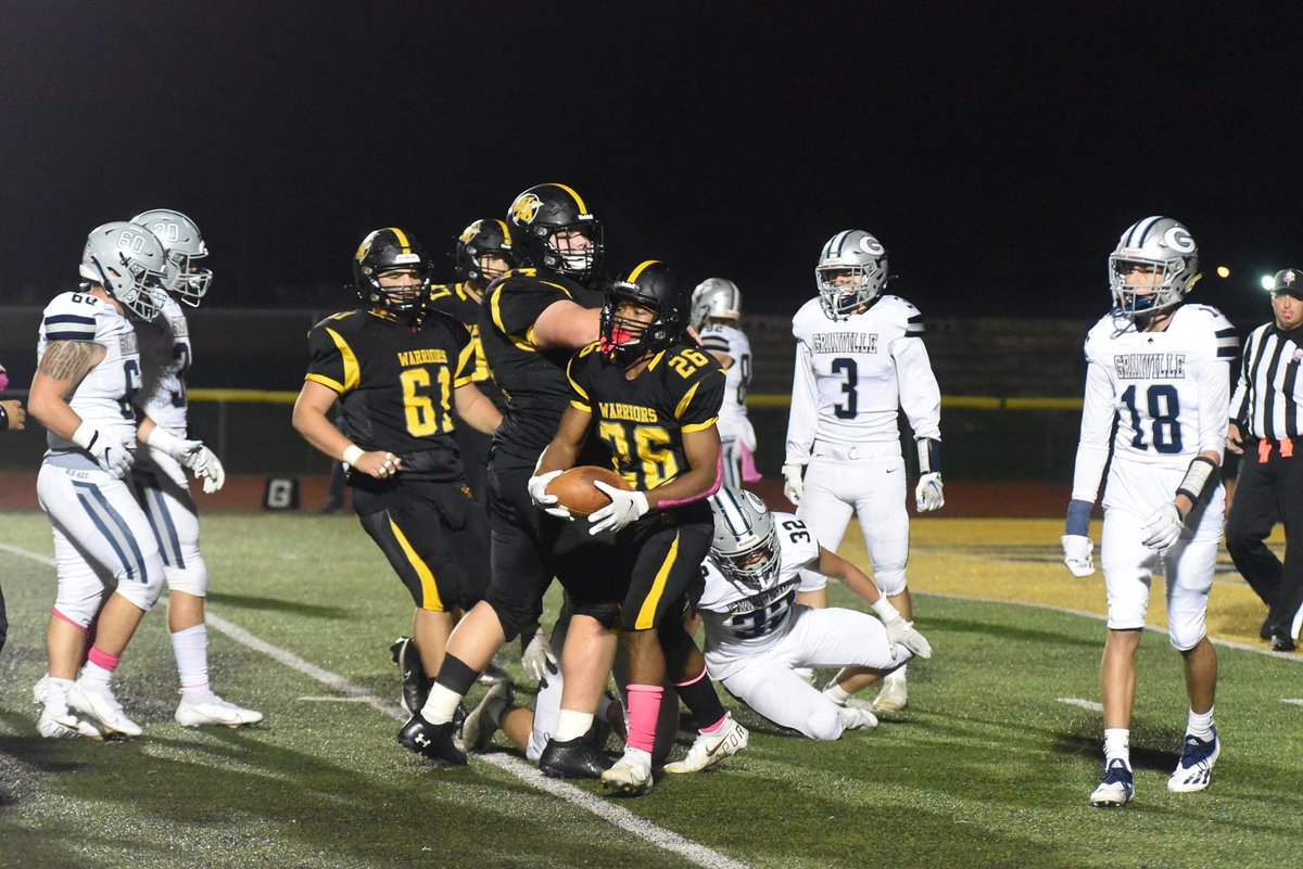 Game day tomorrow <a href="/home/">Geneia@home</a> 7pm
Senior season is about to be crazy🖤