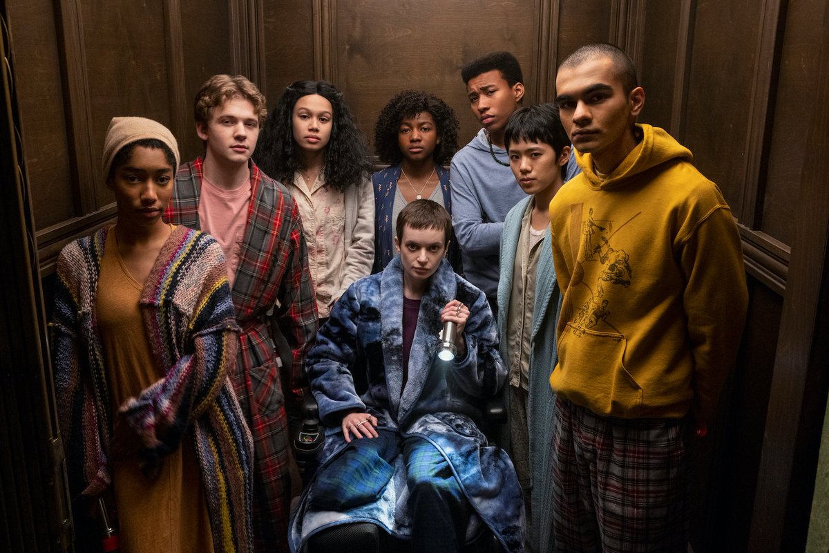 netflix's tweet photo. From the mind of Mike Flanagan, comes The Midnight Club. 

A chilling new series about eight terminally ill teens trying to unravel the sinister mysteries of the hospice they call home. Premieres October 7 https://t.co/OlGZB9Yytr