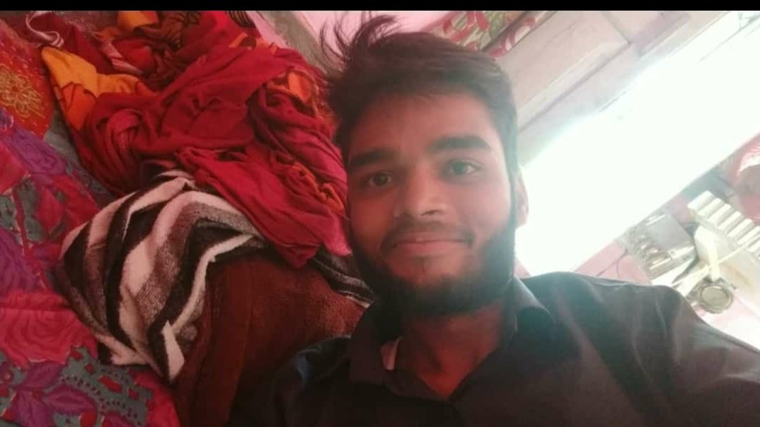 Chandan26564581's tweet photo. @Deepshi60477358 
@PujaSingh8282 @Kajal83949119 @premasankara1 @Rahulbihariii @pooja99_sharma  @POOJASH59470400  @sanjays80520364 @ayazalam003 @SURYAKA93150402 @supriyapritam12 @Pushpla99965181 @komalsharma8805 @AakankshaBhar17  @Sukanya_Anchor di 👇👇😊
Today #perfect_shot https://t.co/eDhAmfE7zD