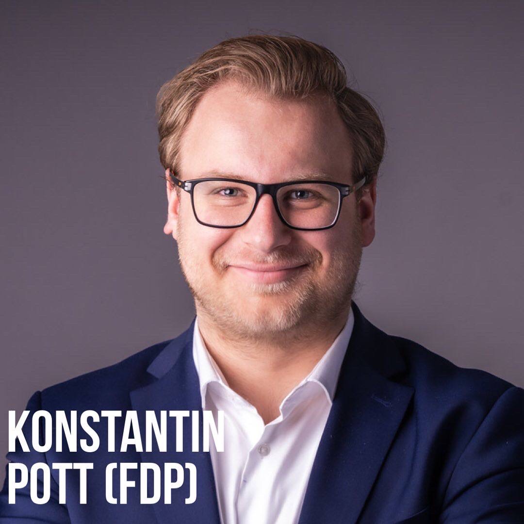 walkofcarehalle's tweet photo. Am 24.08.2022 mit uns auf dem Podium:
Konstantin Pott (FDP)
Abgeordneter der @FDP_LSA im Landtag
#lasstunsreden #Pflegekammer #Pflegetalk https://t.co/aW97DsBAgq