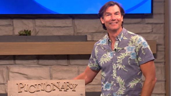 mhfilmz's tweet photo. Props to my amazing wife, Erika -- the game show queen! After wrapping "25 Words or Less," she landed the key craft service position on the new "Person, Place or Thing" pilot and is now doing "Pictionary" with host Jerry O'Connell! #pictionary #craftservice https://t.co/xc4NzJl31A
