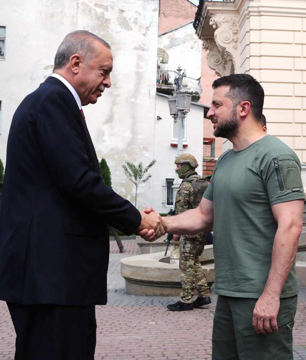 GercusAk's tweet photo. Lider Diplomasisi https://t.co/CDne80O71q
