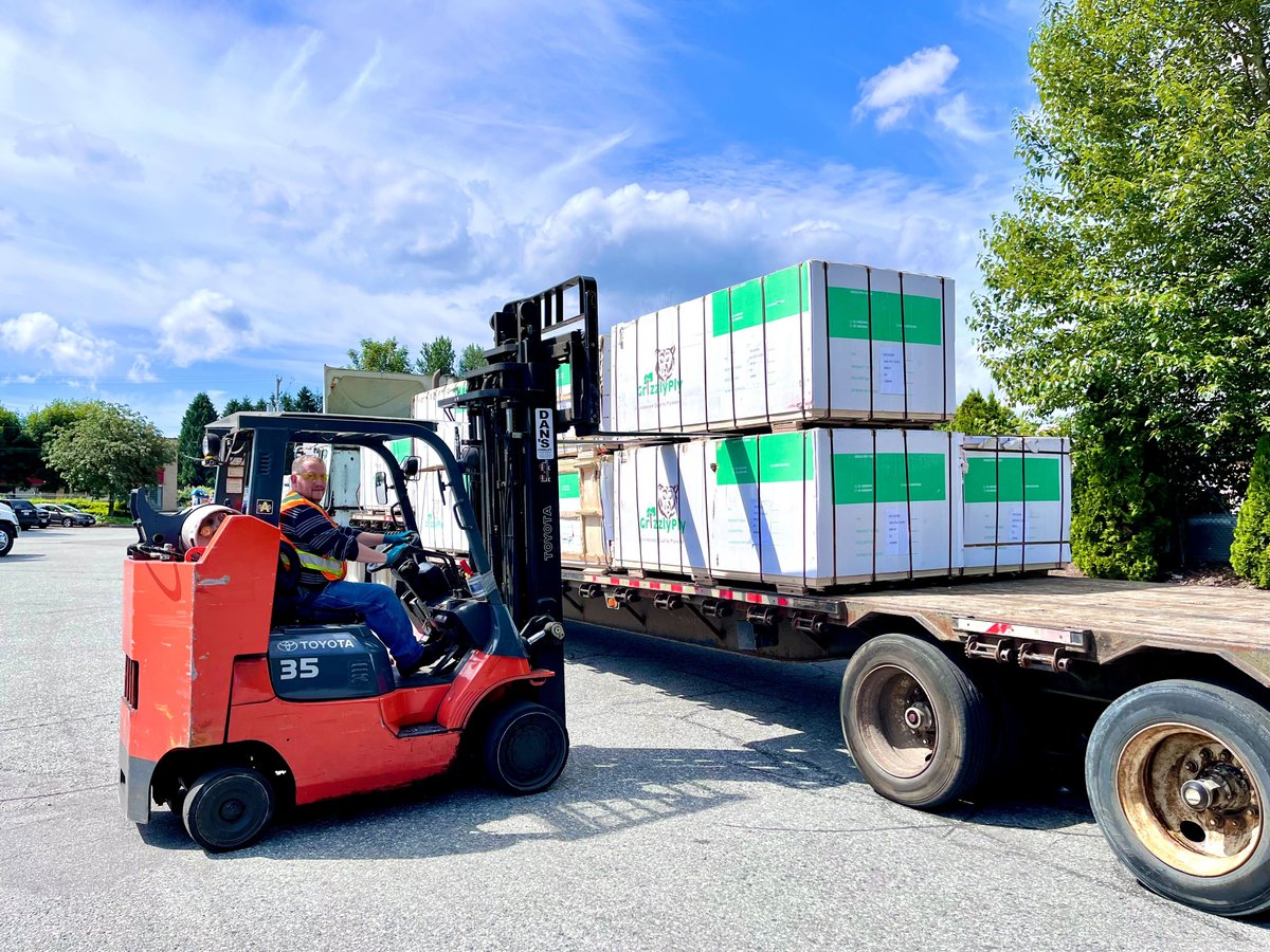 Expect the Unexpected when it comes to On-Time Delivery. That's why we give utmost importance, care &amp; due diligence to each delivery that goes out! 

#kitplyindustries #grizzlyply