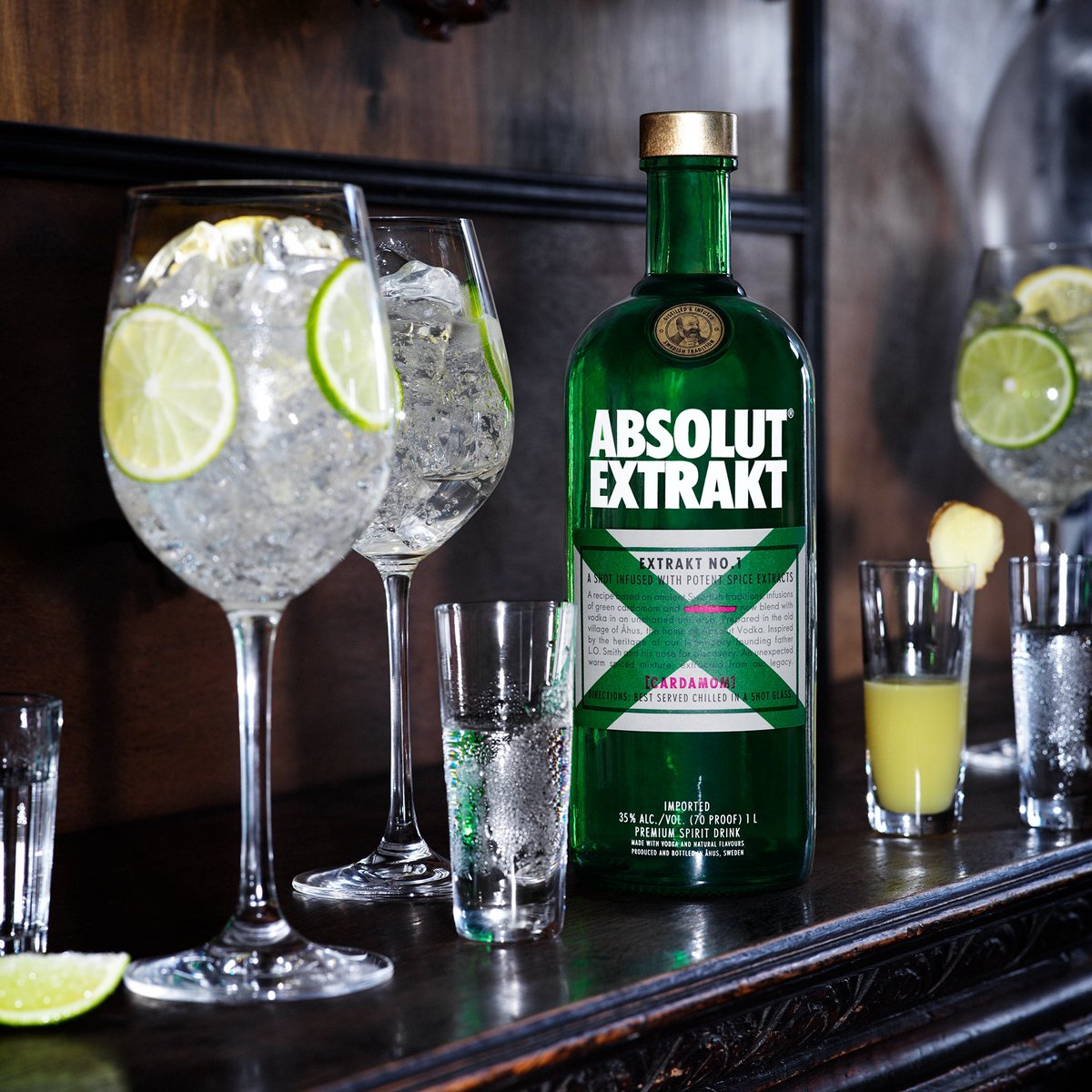 ABSOLUTNG's tweet photo. Best served as chilled shots or just add tonic! Are you team shots or team tonic ?
#AbsolutNG #BornToMix #AbsolutExtrakt https://t.co/EPC1J6lH58