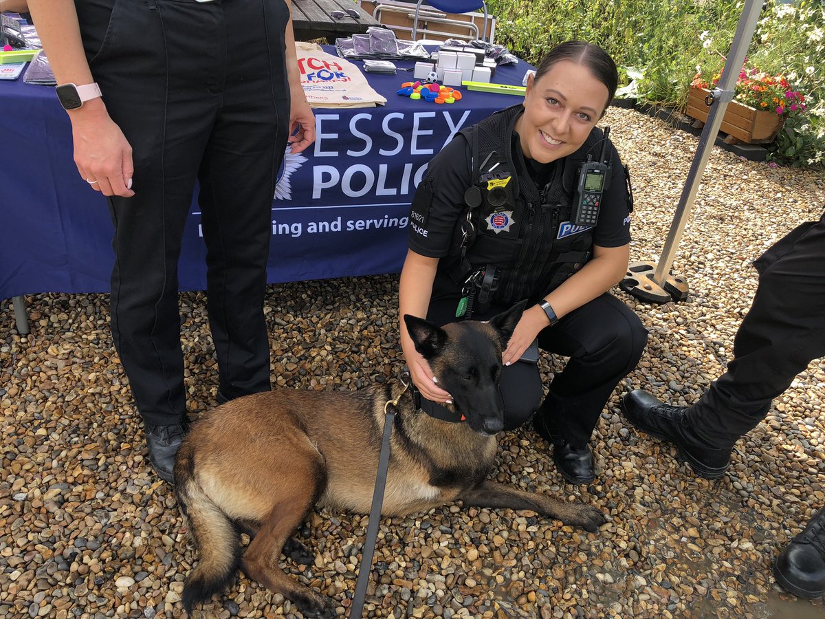 Chappers2013's tweet photo. 2/2
At #PapermillLock they have great dog treats and @PBaloo was allowed to choose her favourite ๐
It was a brilliant day & we met so many lovely people. Fab lunch for the humans too ๐ฅฐ
We were able to engage with hundreds of people throughout the day and give advice ๐๐ https://t.co/bxGaHkkXmf