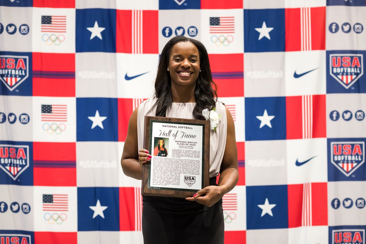 USASoftball's tweet photo. #USASThursdayTip

How do you leave a 𝙡𝙖𝙨𝙩𝙞𝙣𝙜 𝙡𝙚𝙜𝙖𝙘𝙮? ✨

🎙 Listen as National Softball Hall of Famer @natashawatley29 shares 𝘄𝗼𝗿𝗱𝘀 𝗼𝗳 𝘄𝗶𝘀𝗱𝗼𝗺 with fellow Olympian &amp; host of 𝙏𝙝𝙚 𝙂𝙊𝙇𝘿 𝙎𝙩𝙖𝙣𝙙𝙖𝙧𝙙 podcast, @leah20usa 🔗 https://t.co/V5LM89plRR https://t.co/k4Kq8Eml2R
