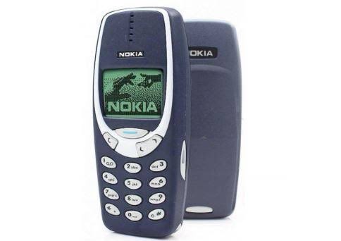 Auntyadaa's tweet photo. Retweet if you used any of these phones. https://t.co/2zvCTKiwrn