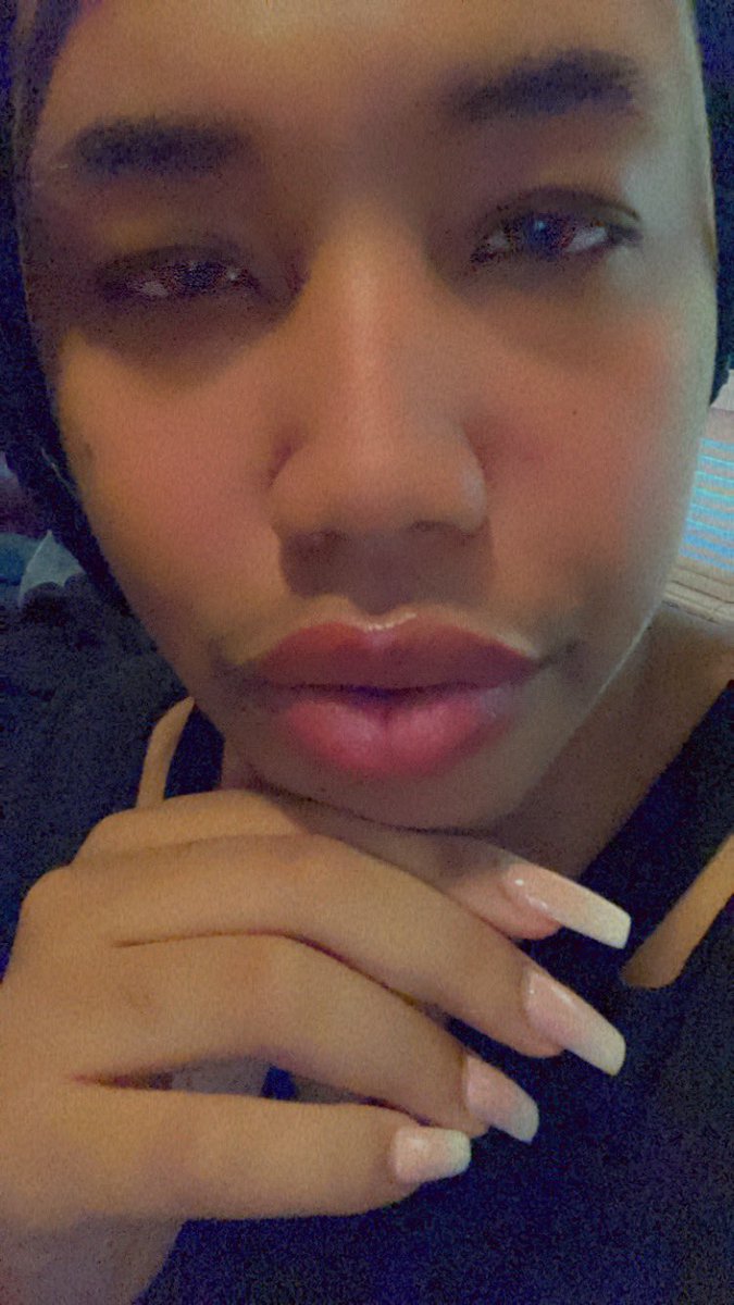 realsexyjayla's tweet photo. Rt Who Want To Bust On These Juicy Lips💦 https://t.co/nSc0af1cQC