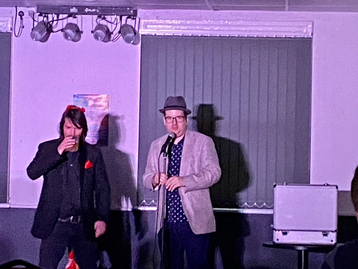kdanielcomedy's tweet image. Just watched the fabulous @webakestuff and @DamonConlan try out some new bits in @Denzileo comedy night Long Eaton. That coin trick definitely suggests that Richard is indeed the Devil 😈 🤷‍♂️ #howdidhedothat #comedy #longeaton
