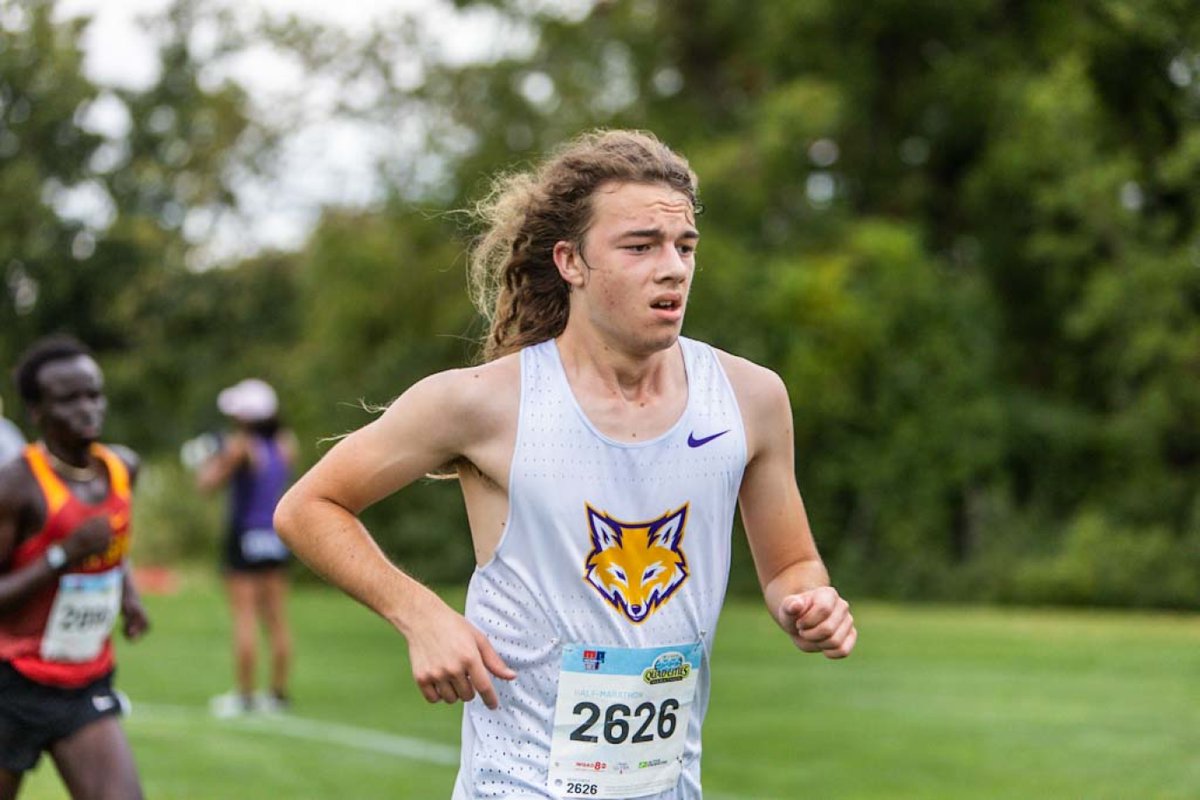 KnoxCollege1837's tweet photo. All @KnoxPrairieFire fall athletes move in and join the Knox community today! We are so happy to have you 🦊 🔥 
#KnoxProud #PrairieFire https://t.co/kyesDw9jgE