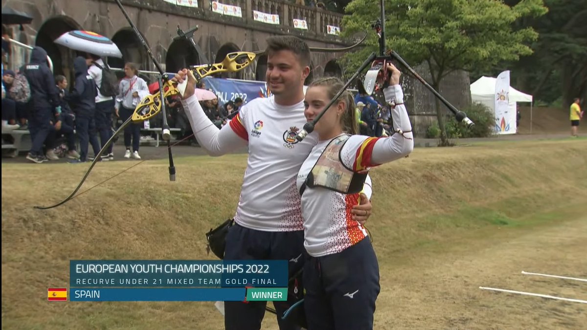 #EAYCLilleshall22

¡Leyre Fernández y Andrés Temiño son CAMPEONES DE EUROPA!

La andaluza y el aragonés se colgarán la medalla de ORO por equipos mixtos de arco recurvo júnior en el Campeonato de Europa. 

Final 🥇 🇪🇦 6:2 🇹🇷

¡MUCHAS FELICIDADES y ENHORABUENA!

#TeamRFETA