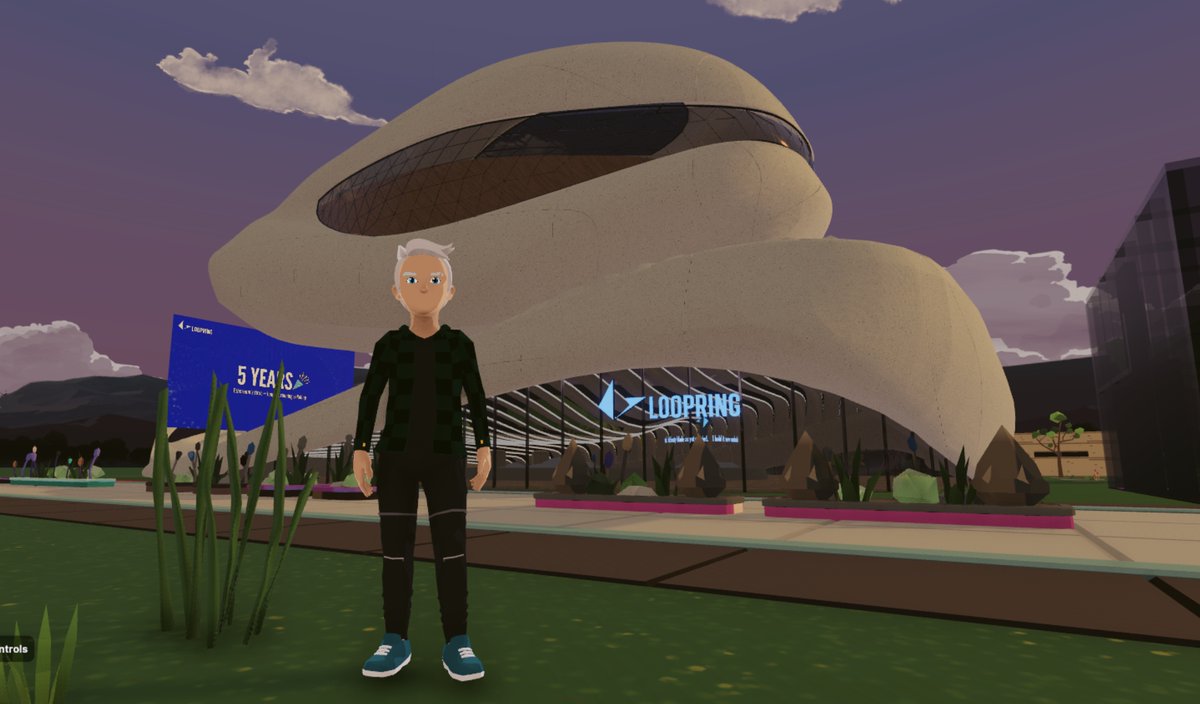 In celebration of our #5years we are launching our new (beta) Headquarters in <a href="/decentraland/">Decentraland</a> 🥂

Discover it here (as some of you already have):
➡️play.decentraland.org/?position=37%2…

We're doing some special #NFT giveaways along with the great <a href="/ThePuzzleGang/">Puzzle Gang</a>💙

More details below👇