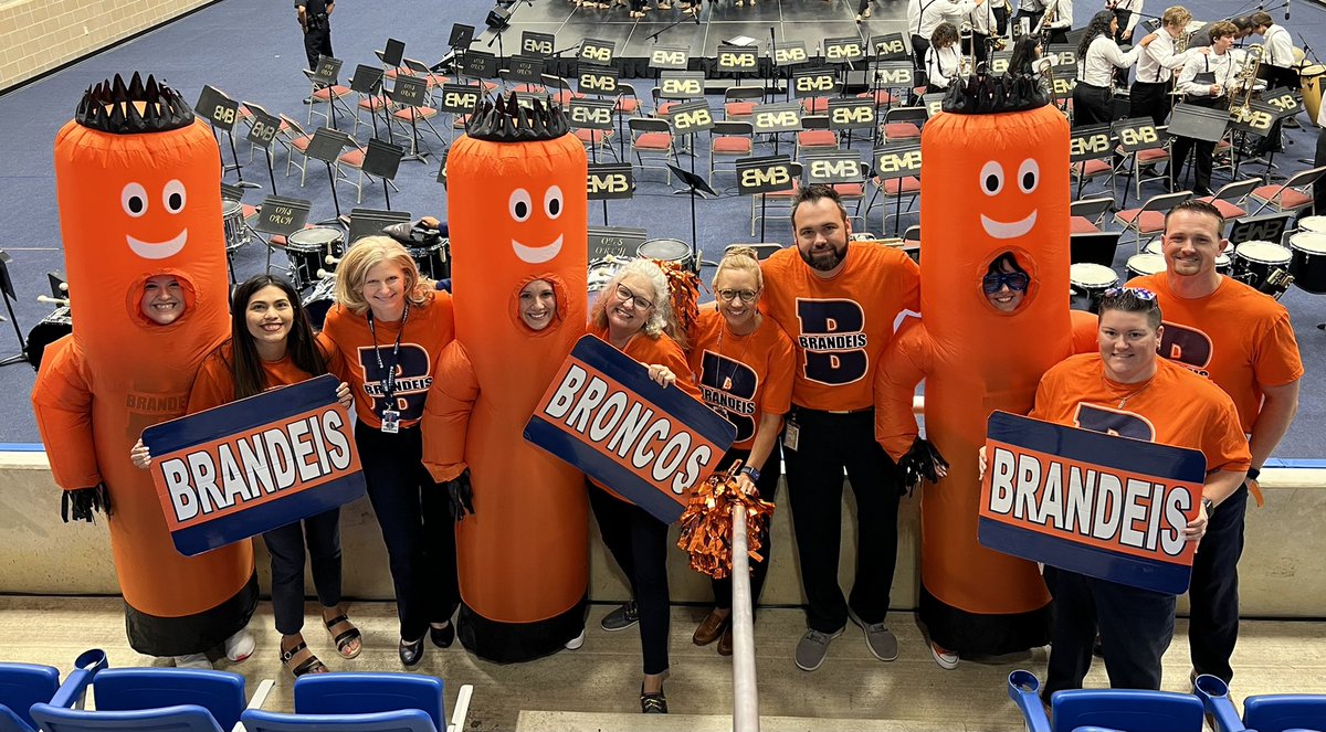 KyleShroyerBHS (@bhs_shroyer) on Twitter photo 💙🧡This is Bronco Country!!🧡💙 @geriberger08 <a href="/NISDBrandeis/">Brandeis High School</a> #NISDIgnited #Convocation2022 #Family 💙🧡This is Bronco Country!!🧡💙 @geriberger08 <a href="/NISDBrandeis/">Brandeis High School</a> #NISDIgnited #Convocation2022 #Family