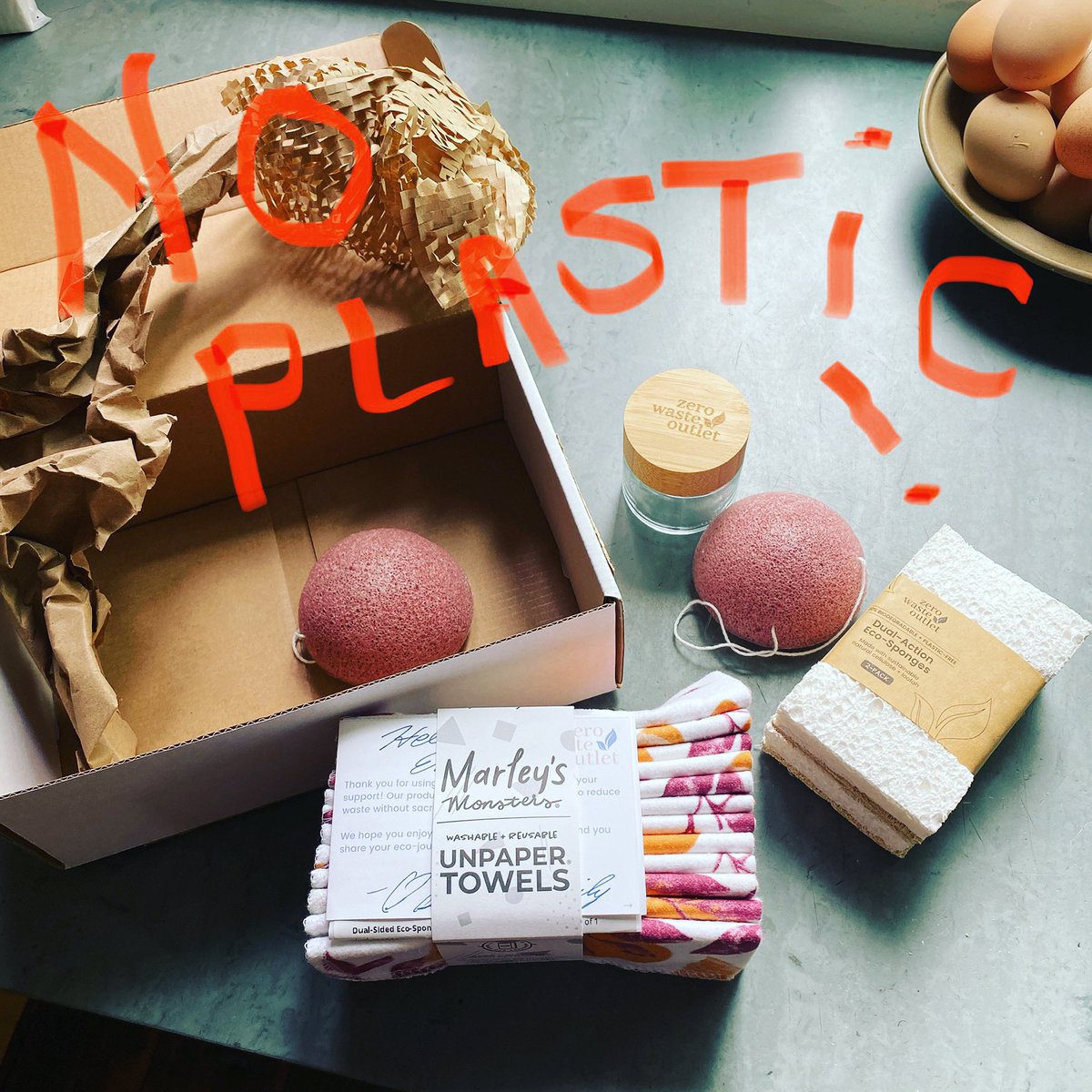 eveschaub's tweet image. Yes the most environmental purchase is the one U don’t make BUT sometimes you really do need to buy stuff. Like sponges or toothpaste. @ZeroWasteOutlet is 1 No Plastic vendor I like with seemingly no greenwashing BS #plasticsucks #rethinkpackaging @BeyondPlastAct @PlasticsBeyond