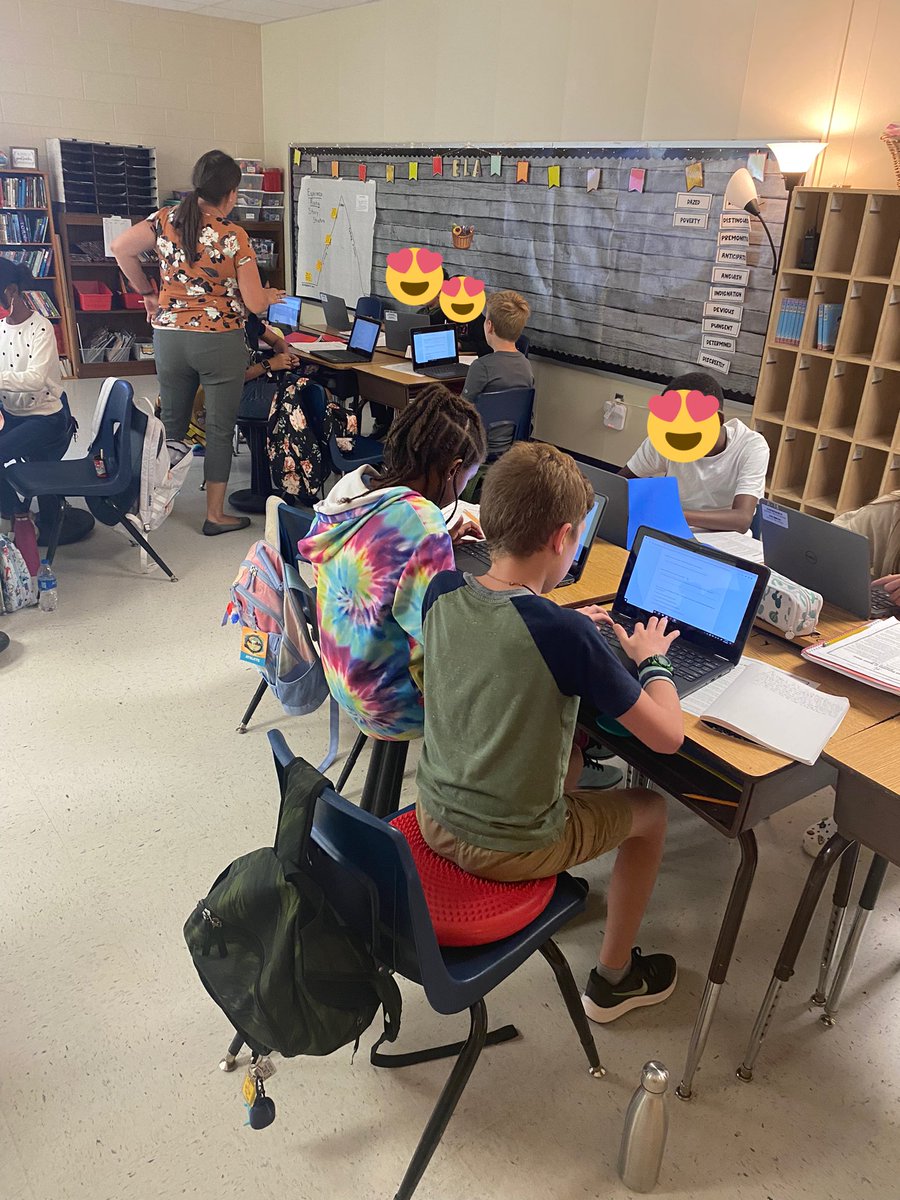 j_rosser5's tweet image. I walked into @learly12 class and every student was actively engaged and quietly working using resources with their 🧑🏽‍💻and @MicrosoftForms that was in CTLS. It was truly exciting to see. Keep up the great work! @Eagles_BSI @PrincipalDrK #CobbInTech