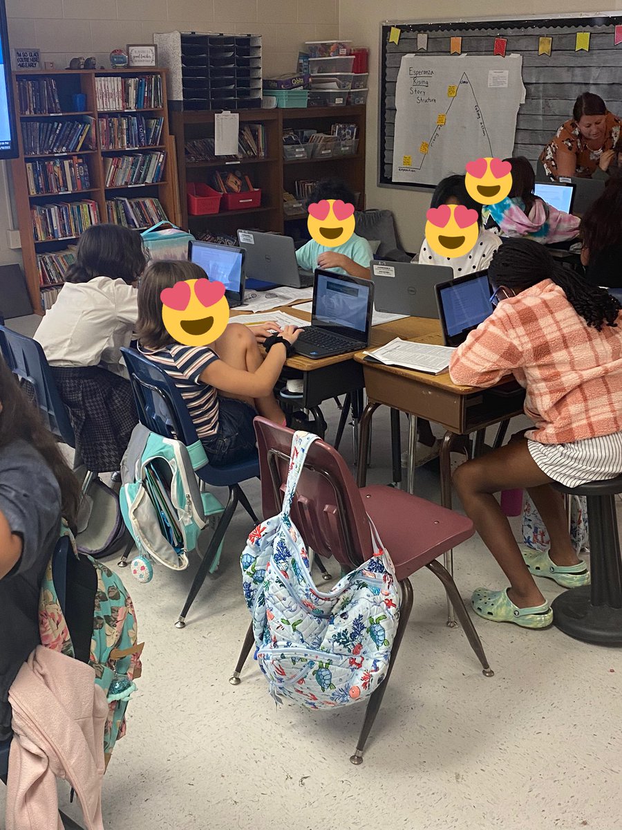 j_rosser5's tweet image. I walked into @learly12 class and every student was actively engaged and quietly working using resources with their 🧑🏽‍💻and @MicrosoftForms that was in CTLS. It was truly exciting to see. Keep up the great work! @Eagles_BSI @PrincipalDrK #CobbInTech