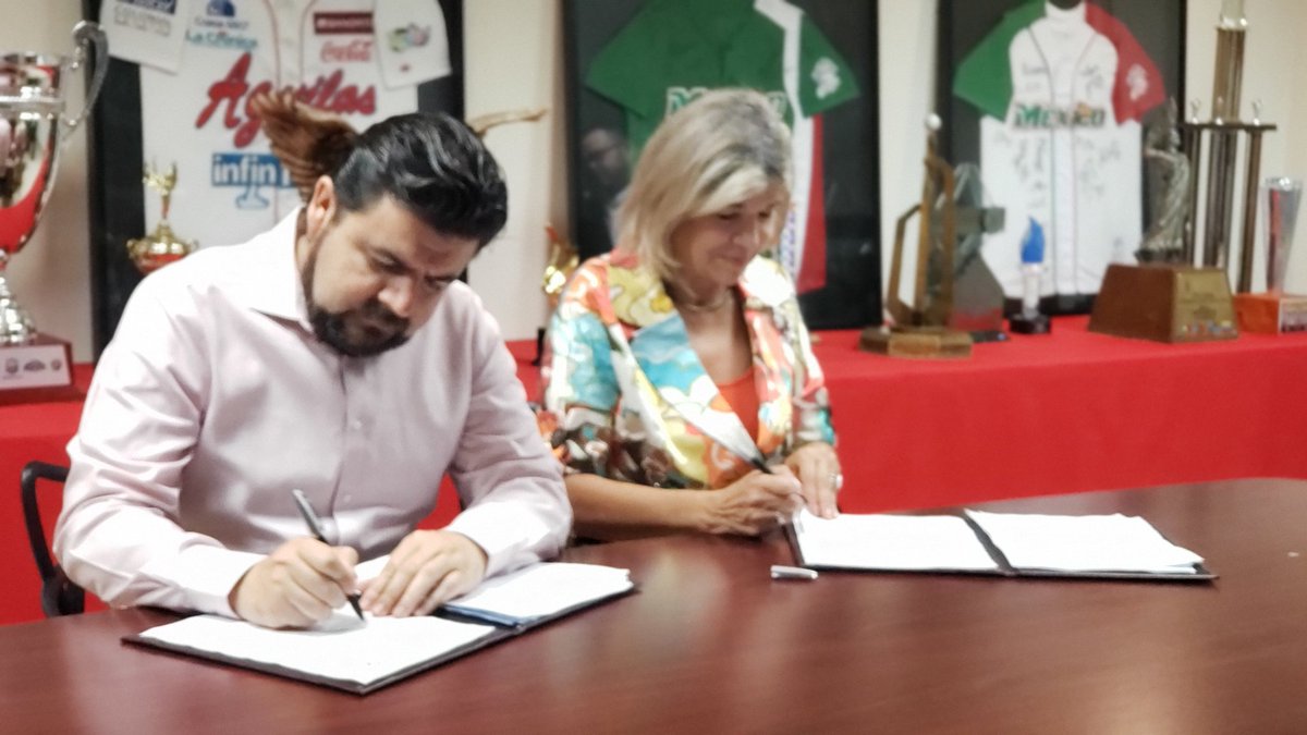 En las instalaciones de <a href="/AguilasDeMxli/">Águilas de Mexicali</a> se llevó a cabo la ceremonia de firma de convenio entre Universidad Xochicalco y el Club de Beisbol. ⚾️🦅