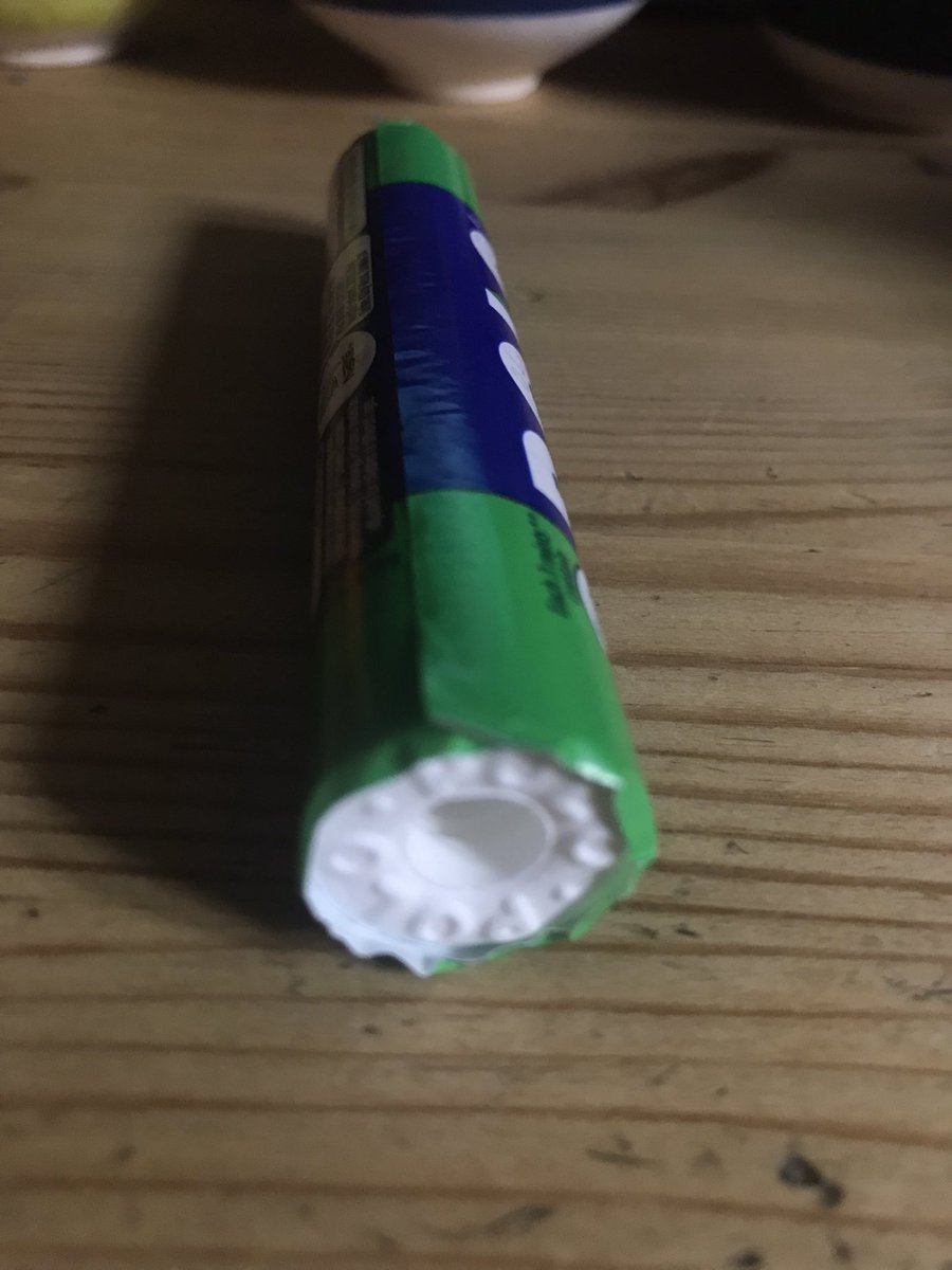 VeeBeeDeez's tweet photo. @NestleCare I bought some polos this week and they are missing the silver wrapper inside!! They are just wrapped in the green polo paper. https://t.co/uK1wXt689p