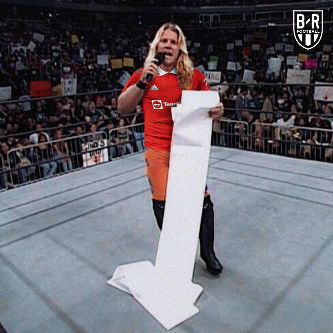 brfootball's tweet photo. Trying to keep up with the number of players Manchester United have been linked to this summer 📃 https://t.co/e0d2pewvkW