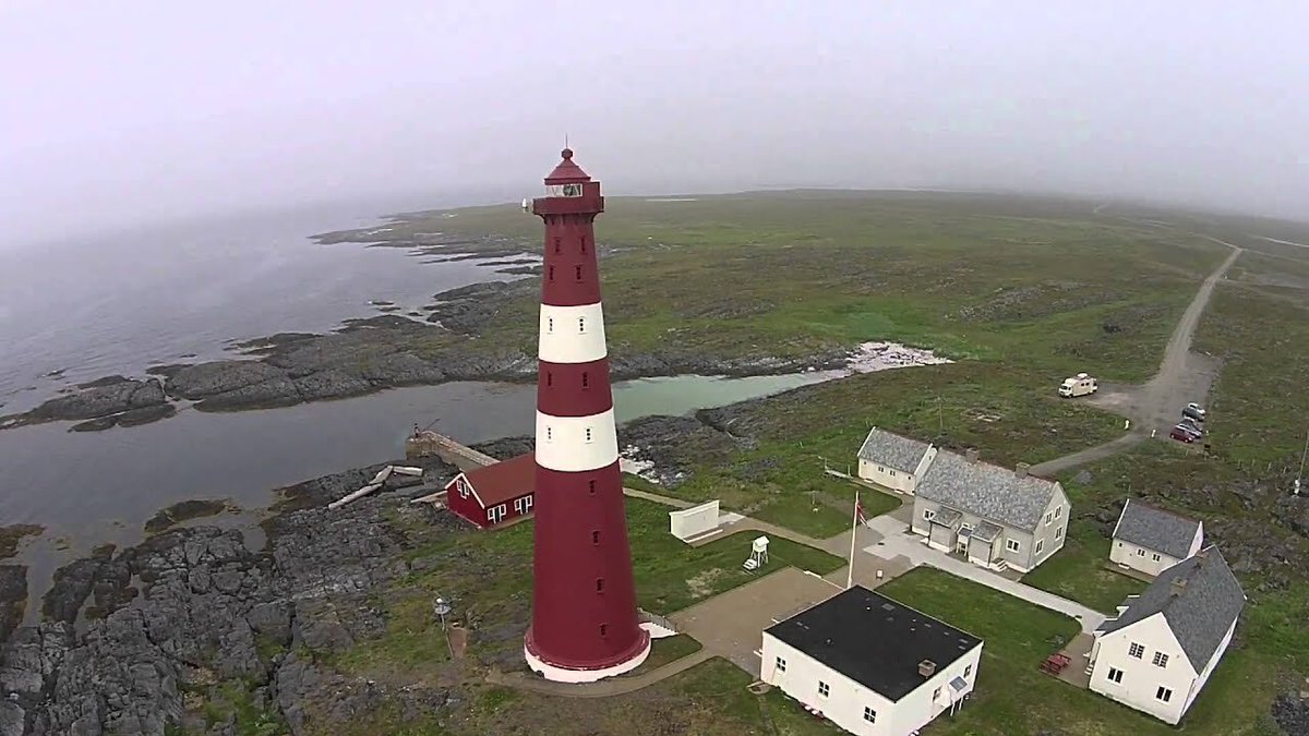 AlfredRPico's tweet photo. Ahir es va arribar als 28.9ºC (rècord d’agost des de 1956) a #Slettnesfyr, el far més al nord del mon, situat al continent. Es troba a #Gamvik #Noruega. La mateixa temp.max. que vam enregistrar a l’obs. de Pl.Kennedy #Barcelona a 3586km.
#meteo #curiositat
Via @met_samuelsen https://t.co/do9ybu22Tt