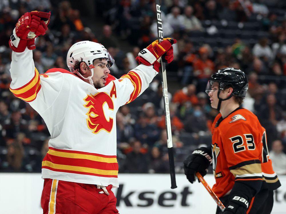 CofRedCentral's tweet photo. Thank you Mony. You were the first piece of the post-Iginla era of the #Flames. You made us all proud. Best wishes to you going forward. 

#ThankYouMony https://t.co/UetmzxZDqy
