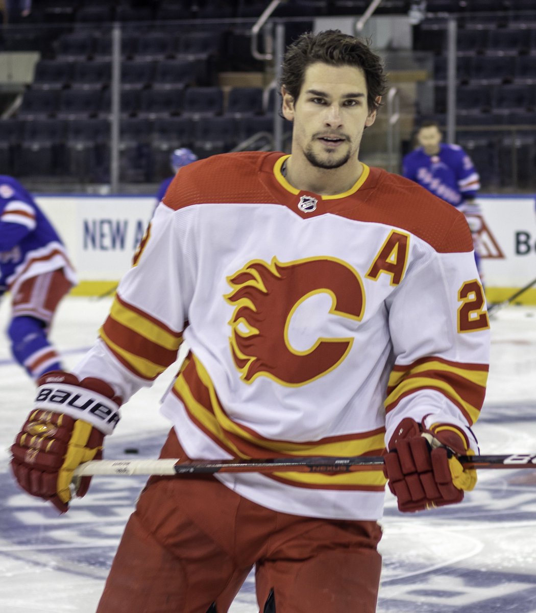 CofRedCentral's tweet photo. Thank you Mony. You were the first piece of the post-Iginla era of the #Flames. You made us all proud. Best wishes to you going forward. 

#ThankYouMony https://t.co/UetmzxZDqy