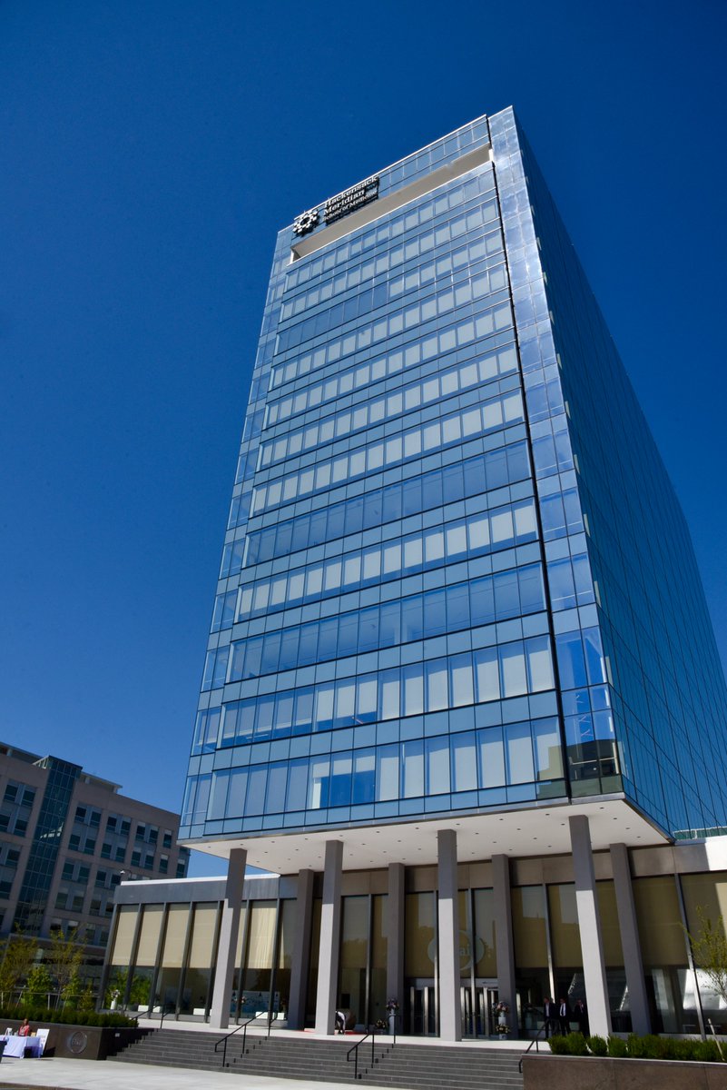 GovMurphy's tweet photo. Excited to welcome the @EisaiUS hhceco Center to its new home in @nutleynjgov. This center will bring hundreds of jobs to NJ and contribute to life-changing scientific and medical solutions for people living with cancer, Alzheimer’s disease, and other neurodegenerative diseases. https://t.co/ukctGJIVoK