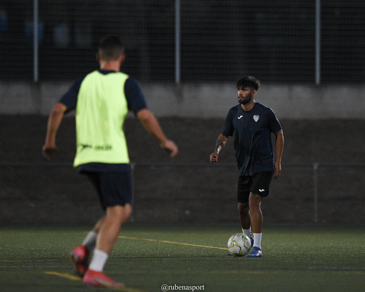 Braandoon23's tweet photo. 🫶🏽⚽️ #Pretemporada https://t.co/nHoq1TNtdn