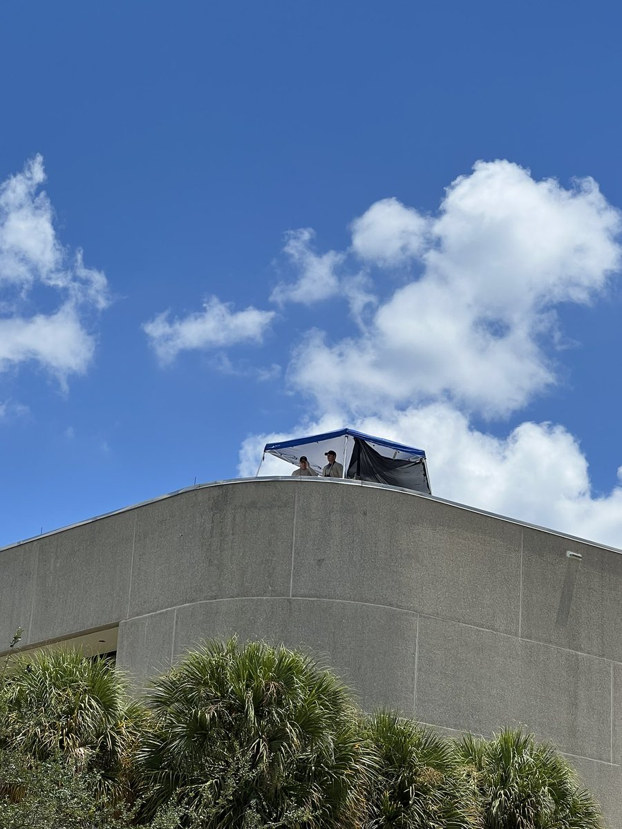 West Palm Beach police have set up on top of a building next to the court house where a hearing is currently taking place to discuss the unsealing of documents in the search warrant by the FBI of President Trump’s Florida home.