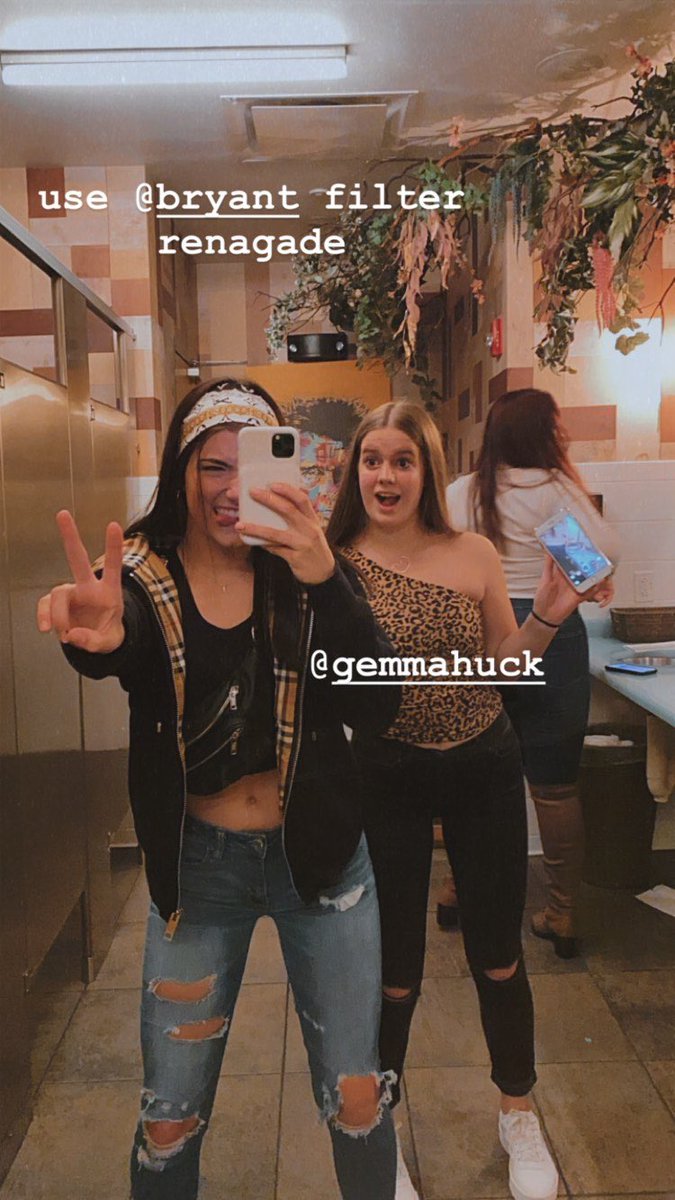 chrqsday's tweet photo. chemma 4 ever🫶🏻🫶🏻 my favs always <3 @charlidamelio @GemmaAHuck https://t.co/btNLj5aPml