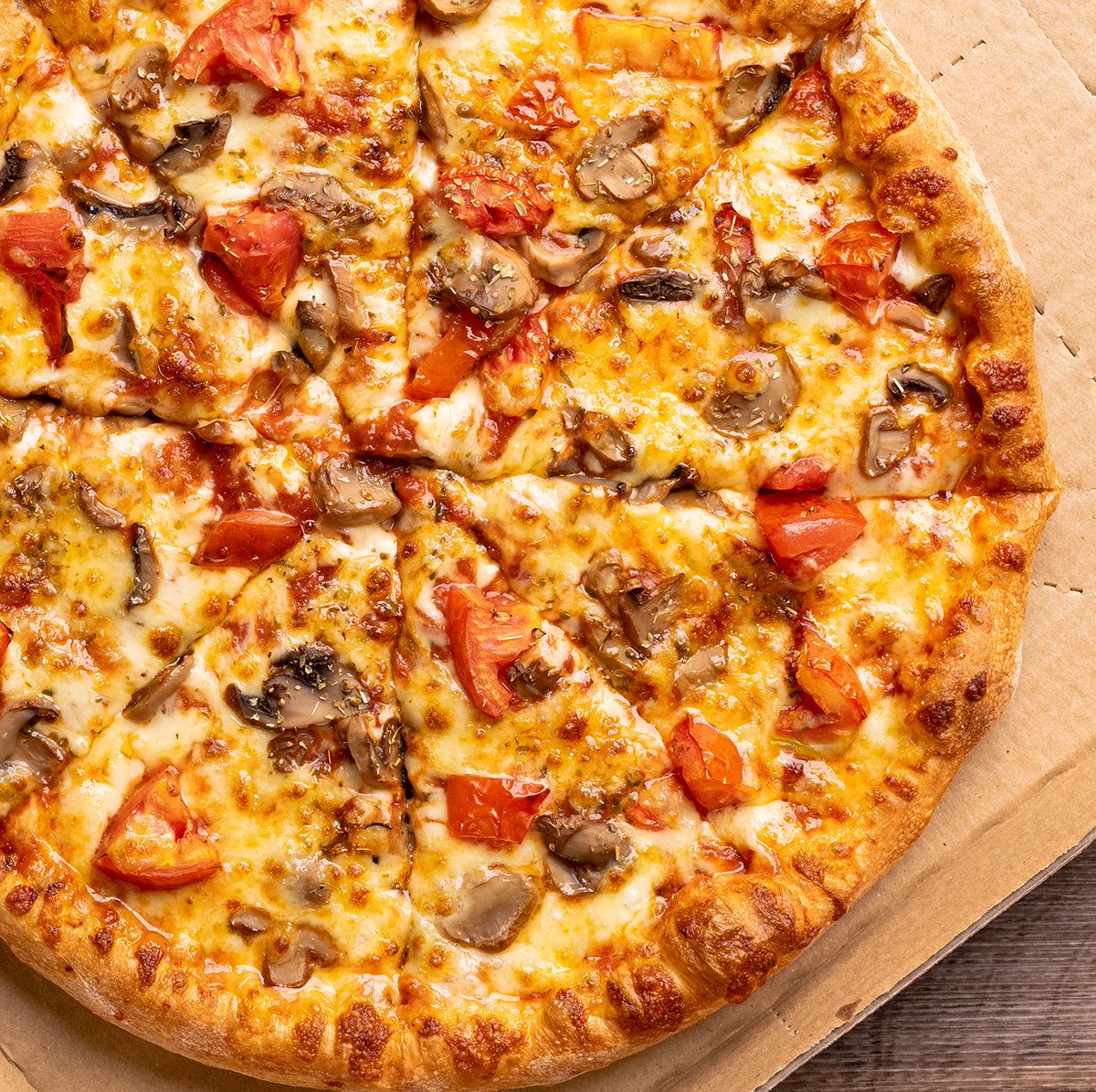 ¿Díganme ustedes lo rico que se ve esto?

Ordena en Dominos.com o en tu DominosApp.

#DominosRD
#DominosContigo
#DominosEnCasa