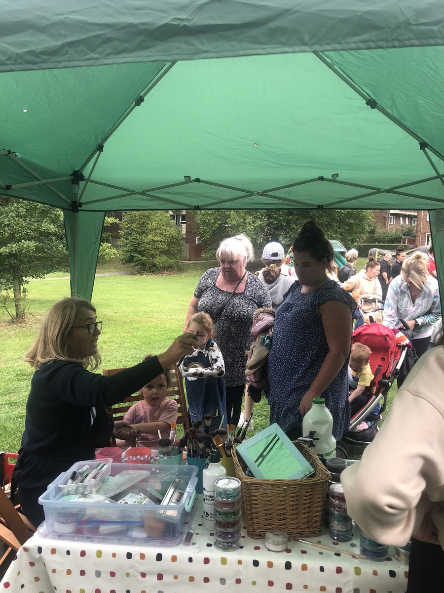 cath_MSV's tweet photo. What a day, community engagement at its best . Over 200 people came to our Free Fun Day, lots of fun had by all. Thank you to everyone involved #donein #earlynight @MSVHousing https://t.co/3oWy3QPuxk