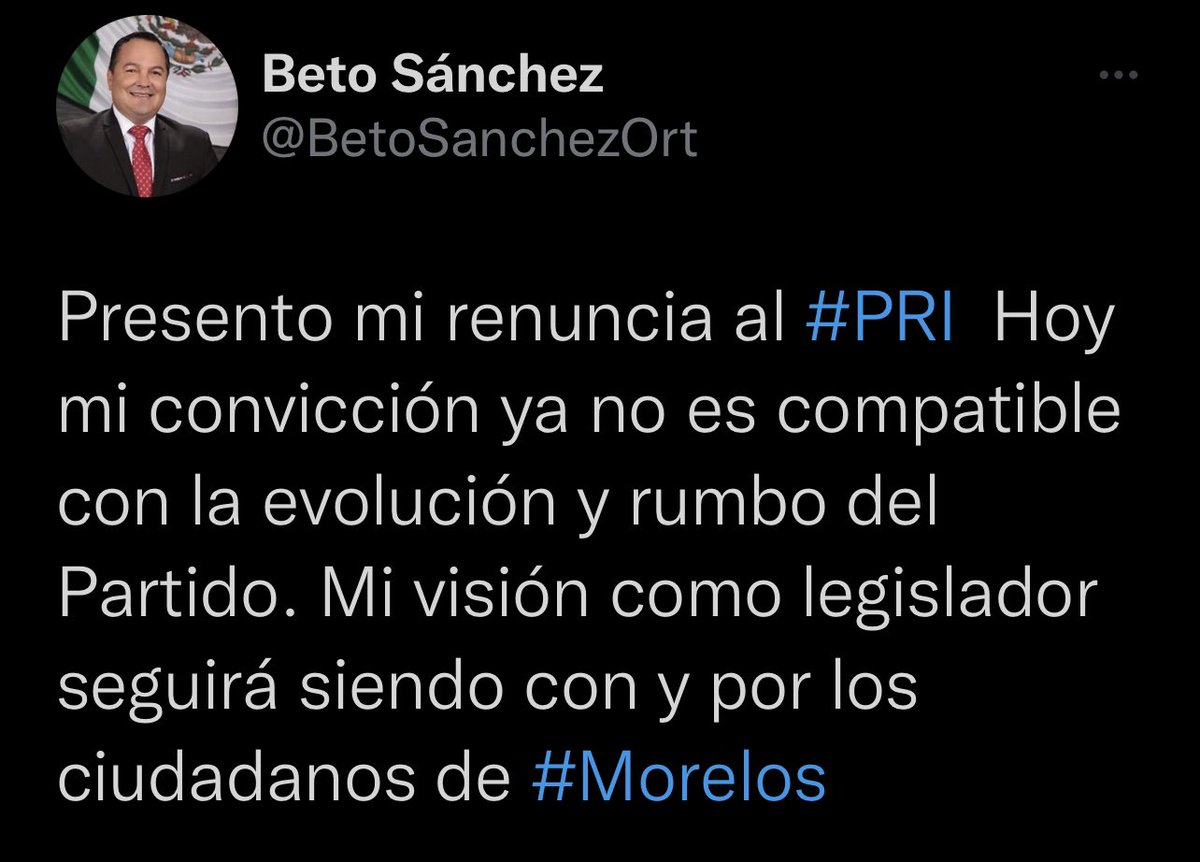 circulo_depoder's tweet photo. #Morelos | 🔴 RENUNCIA BETO SÁNCHEZ AL PRI / El diputado @BetoSanchezOrt, hizo pública su renuncia al #PRI (partido en el que militó por muchos años); el ahora legislador sin partido, argumentó que ya no coincidía con el rumbo que había tomado el partido.
#PRIMorelos https://t.co/HfVv7pVUQI