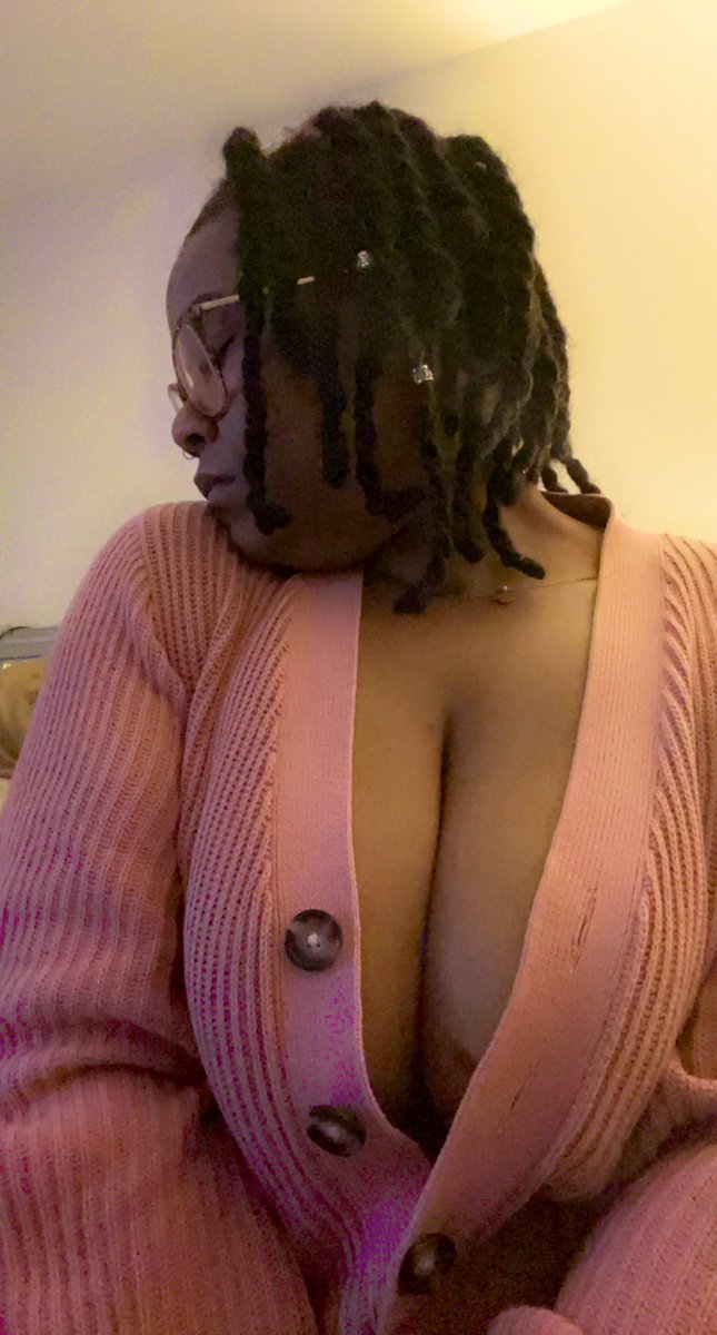dubbs_funhouse's tweet photo. Come hang out with me on my onlyfans  https://t.co/srcflrMBzC https://t.co/OKHf1JdG0g