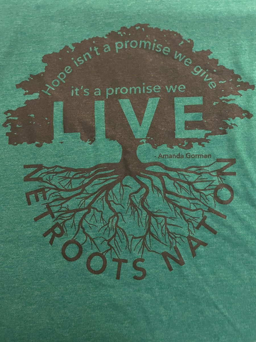 1Bbacon's tweet photo. Why I love @Netroots_Nation &amp; my Netroots volunteer family #NN22 @willeaston . https://t.co/ukTBY3lx2s