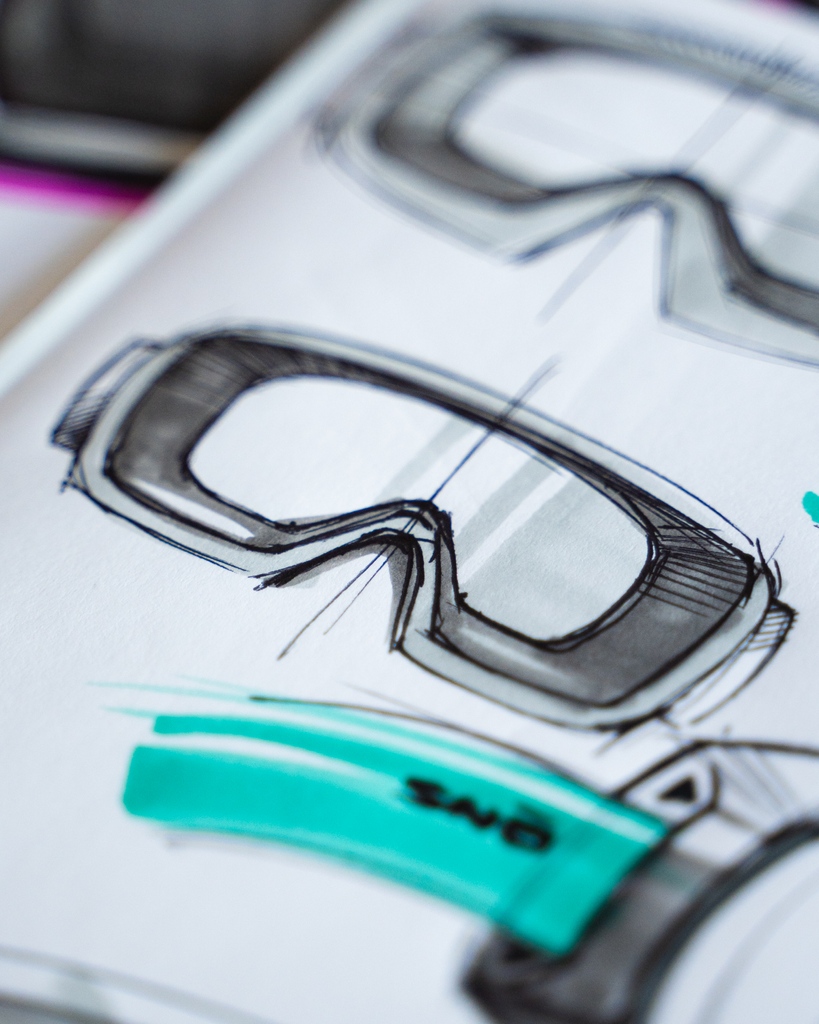 Bringing a bit of freshness during these warm summer days with these snow goggle sketches ❄️

#ancorddesignco #yyj #victoriabc #id #industrialdesign #designer #industrialdesigner #productdesign #sketching #dailysketching #sketchaday #sketchbook #productsketch #snowsports #goggles