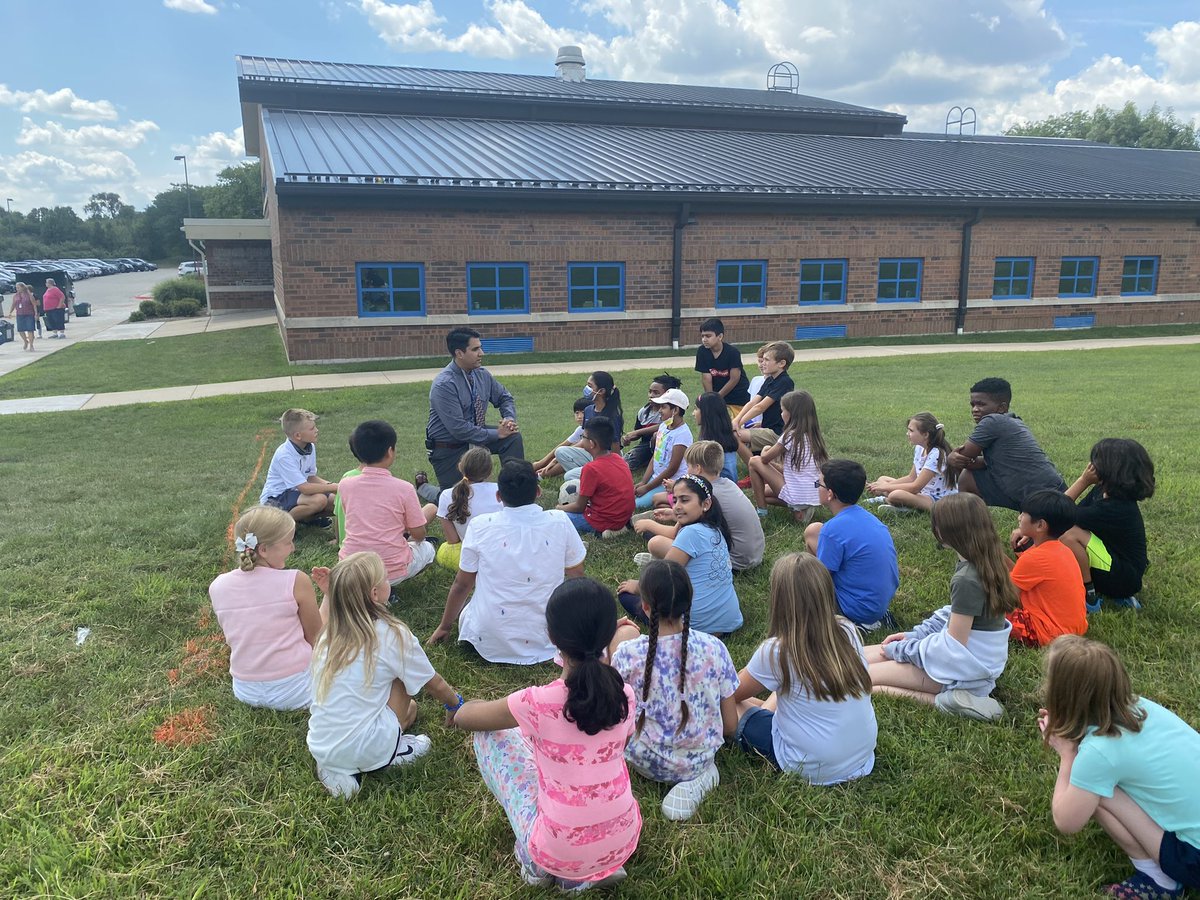ATalley204's tweet photo. May Watts Wolverines were back in action today!   Students and staff were engaged in getting to know each other and establishing positive relationships.  @blecrone @ipsd204 https://t.co/H3owsih3Wx