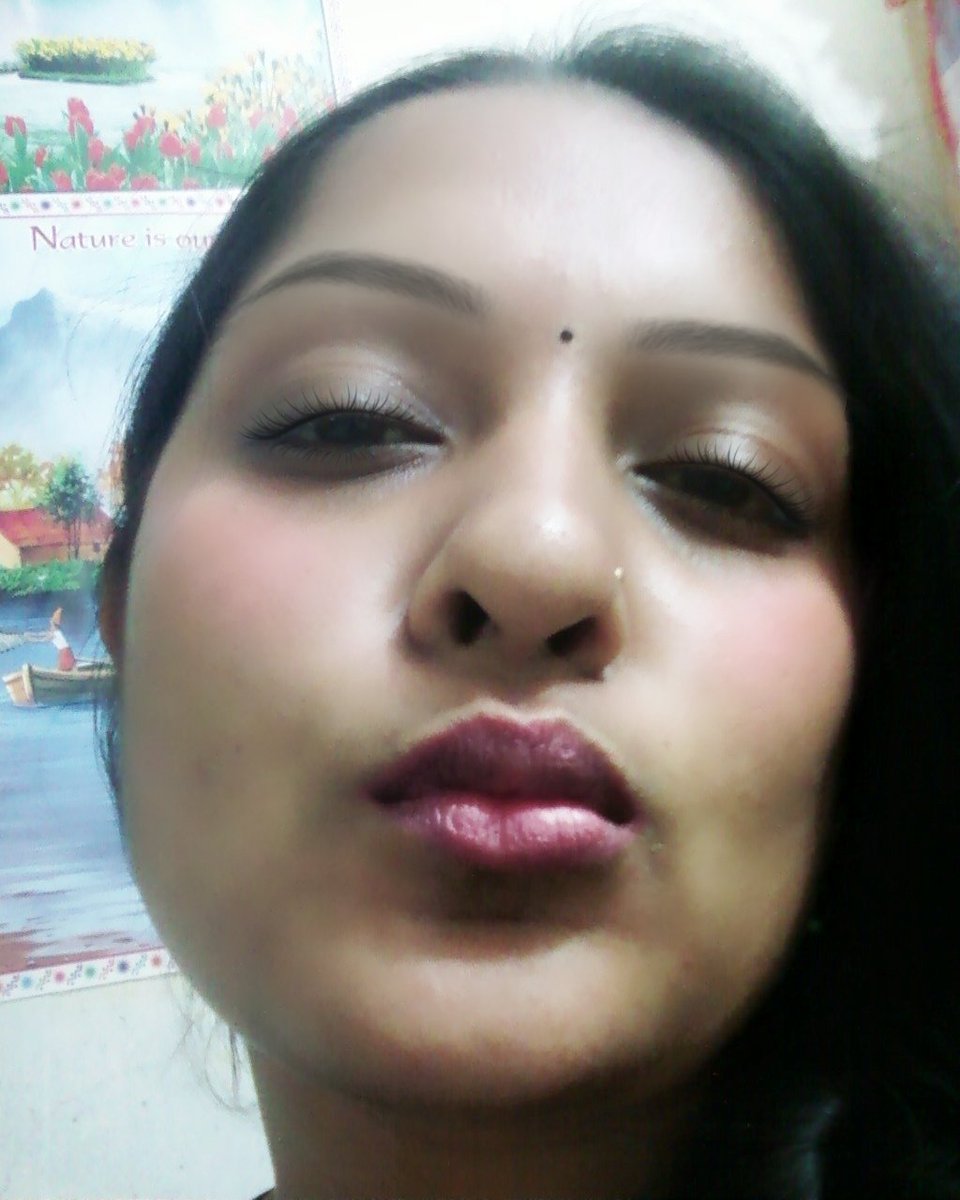 Good night mere pyare devar ji 💋 Meri taraf se apko pyari se kiss 💋 💋. ...