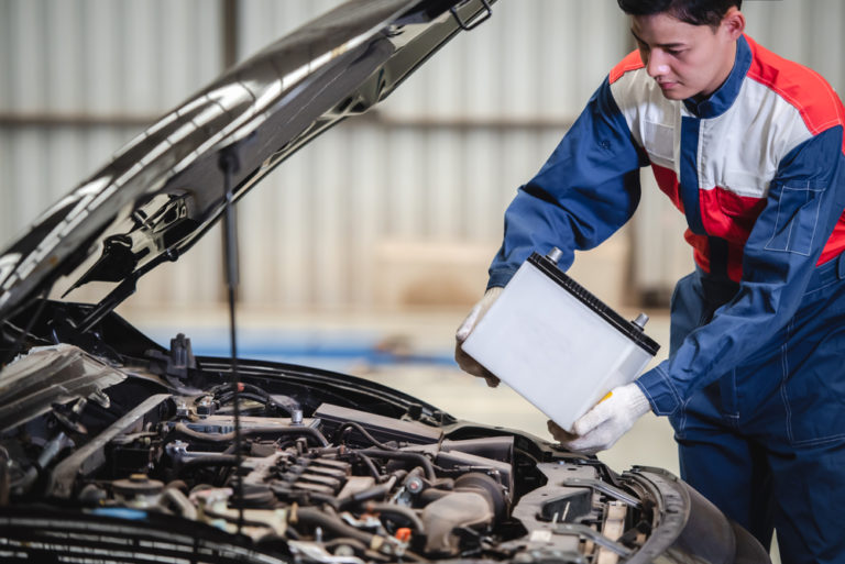 kenstrans's tweet photo. You don't have to charge it like your phone but do you know how often you should replace your #carbattery? 🔋

Read our #blog to learn Ken's keys on how long car batteries last &amp; how to know if yours needs to be replaced: https://t.co/ncjvZifJbG 🔑 #kenstrans #frederickmd https://t.co/mRMy8VM2Sh
