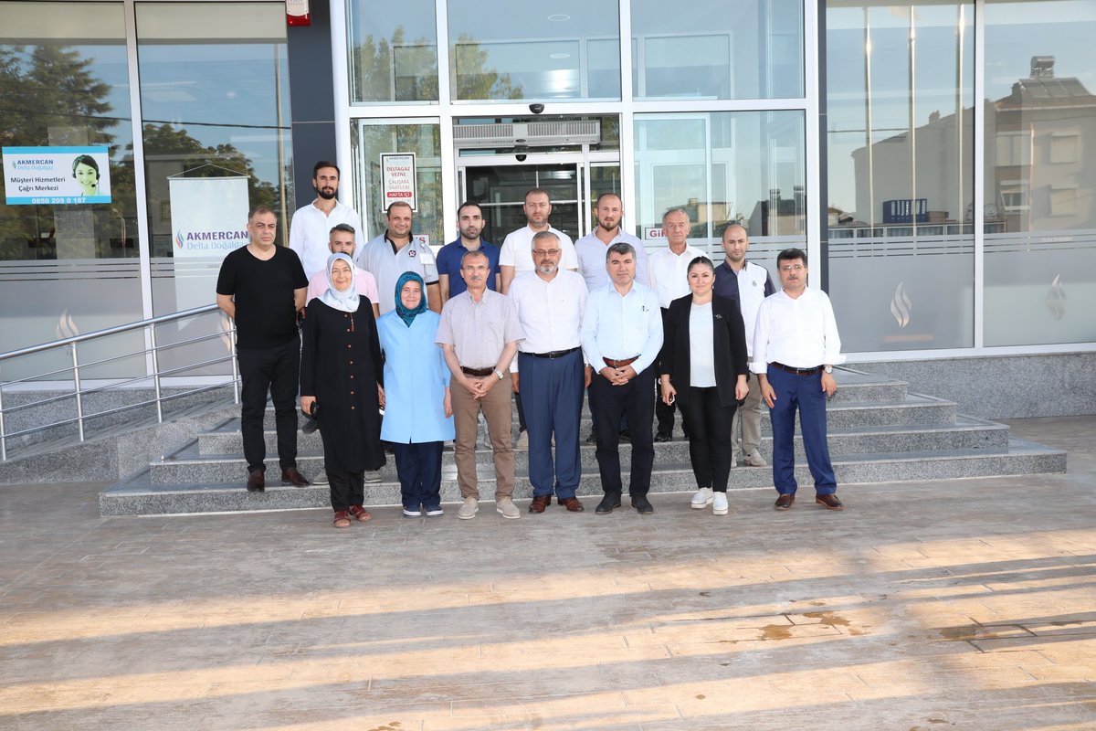 hamitkilicbafra's tweet photo. Akmercan Delta Doğalgaz Bölge Müdürü Mustafa Sezen'i Milletvekilimiz Orhan Kırcalı, İlçe Başkanımız İbrahim Semiz ve İl Başkanı Yardımcımız Melike Aktel Karaçor ile ziyaret ettik.

Vatandaşlarımızın talep ve ihtiyaçlarını ilettik. https://t.co/3tv4H40oSY