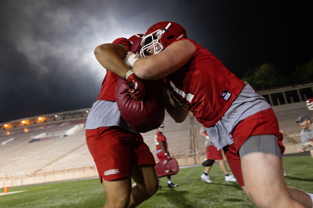 BigRed_Football's tweet photo. Day #1 📸🔴⚪️

#YellCornell 🐻🌿 https://t.co/PwrWz7PuzJ
