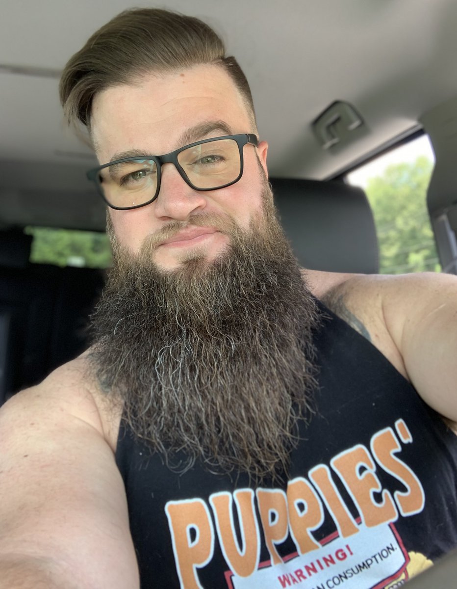 yard_gnome_'s tweet photo. Self care day. Massage and hair cut. Gotta take time to take care of yourself.
Puppies shirt adds:
+10 aesthetic abs
+07 Kali stick skills
+05 Charisma
#supportyahomies https://t.co/7YAi1bq9bX