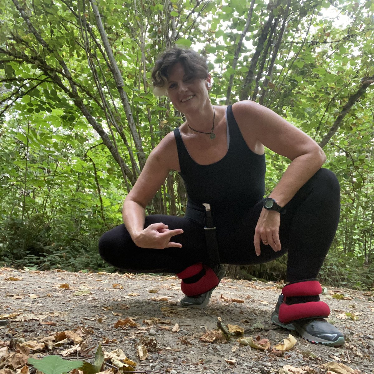 amazonianmum's tweet photo. Nature walk. 🖤 #countrygirlatheartforever #heathen https://t.co/4cKRntDN7Z