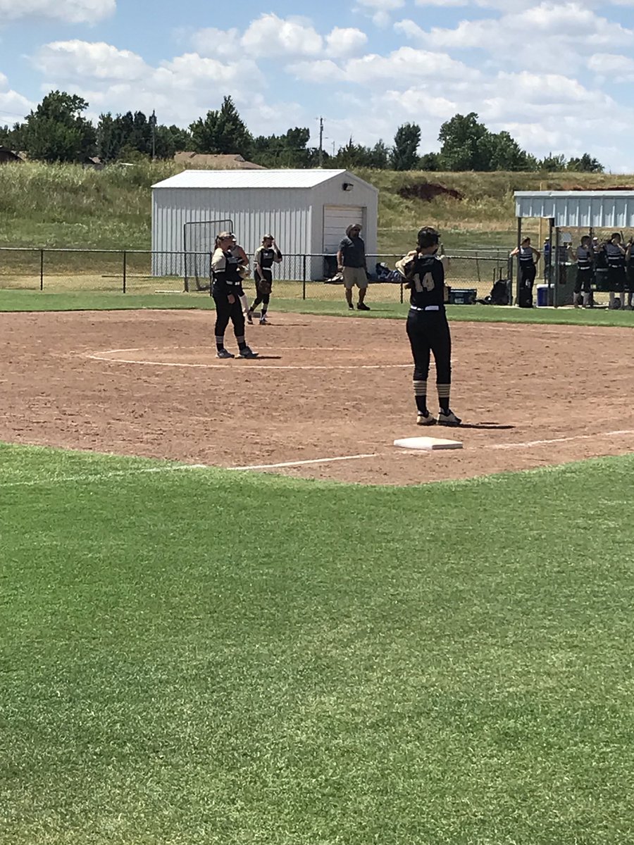 woodwardboomers's tweet photo. Perry softball tournament Vs. Blackwell. #RollWagon https://t.co/YtVwKis0mx