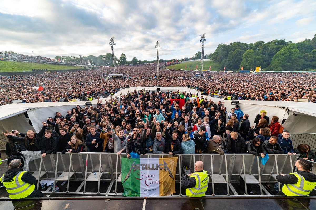 lornmcg616's tweet photo. Sometimes I have to pinch myself to remind myself this actually happened.
@metallica #metinslane #snakepit
📷: Brett Murray
🏳️design: My da https://t.co/IdHPO8ZV9V