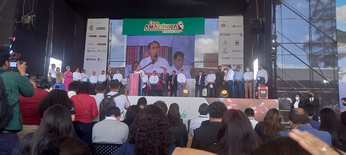 CONVEAGROPERU's tweet photo. 👩🌾🧑🌾📢 #CONVEAGRO y #APEAR presentes en la ceremonia de inauguración de la @ExpoAmazonicaPe para hacer ver la importancia de la producción de alimentos en manos de nuestra #AgriculturaFamiliar. Participa nuestro dirigente de APEAR, Econ. Edwin Edquen. https://t.co/gCW8ca0VGa